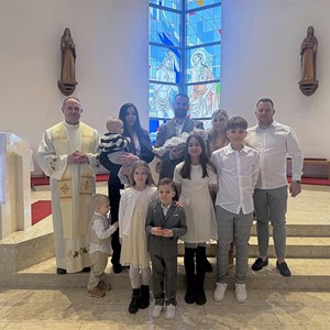 U župi Jelkovec proslavljeno krštenje petog djeteta u obitelji Bućan